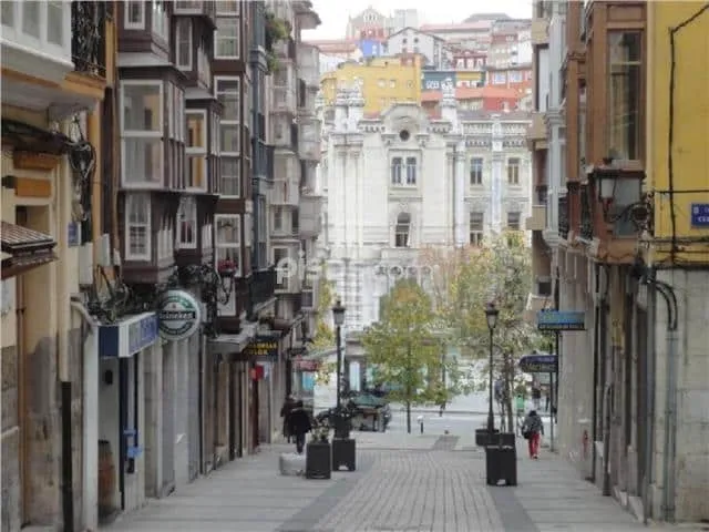 Cabildo de Arriba, Santander